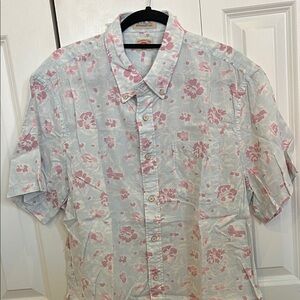 Faherty Light Blue Short-Sleeve Button-Down with Pink Floral Print